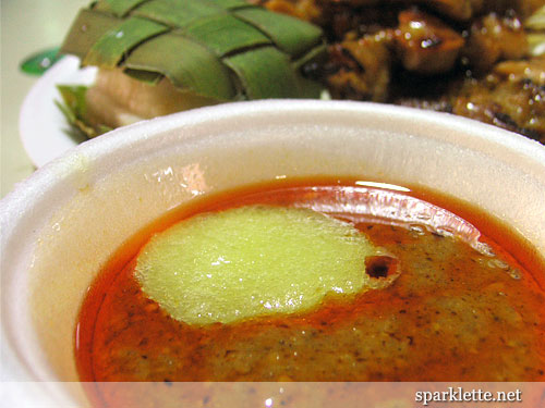 Satay peanut gravy with pineapple sauce Satay peanut gravy with pineapple sauce
